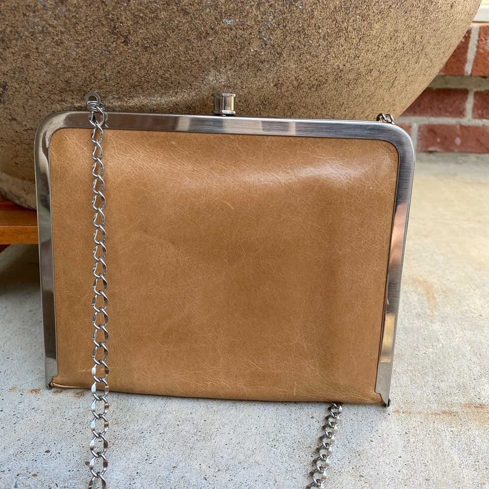 Hobo chain shoulder bag